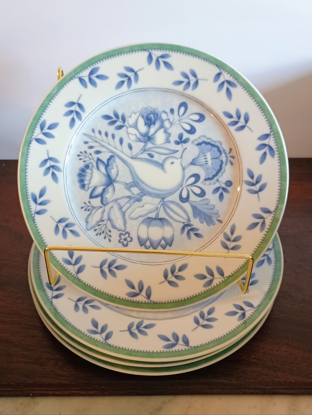 Set of 4 Villeroy & Boch. Switch 3 Cordoba collection salad plates